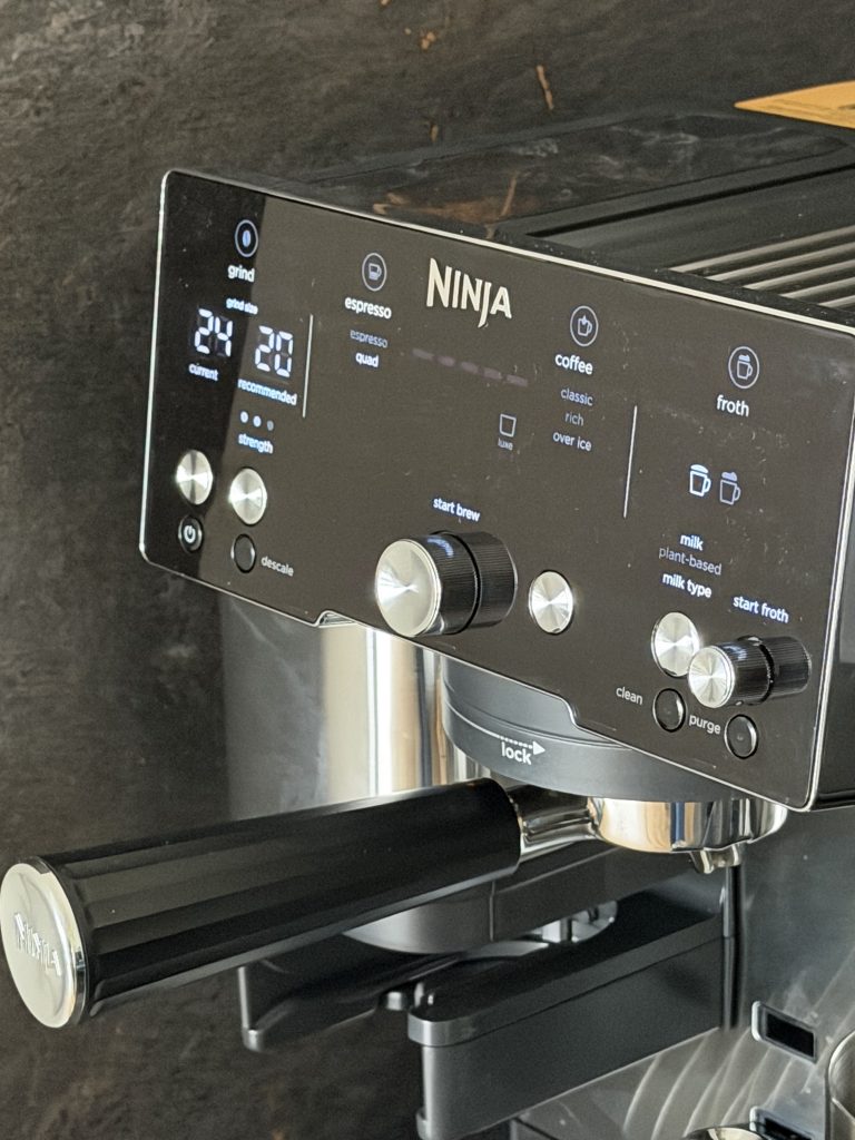 Ninja Luxe Café Essential Kaffeemaschine - ES501EU im Test