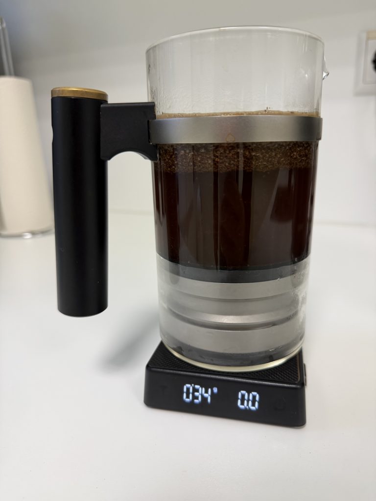Nuttii Kaffeemühle und Waage im Test